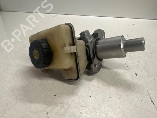 Used Brake master cylinder LAND ROVER FREELANDER I (L314) [1998-2006]  29214584