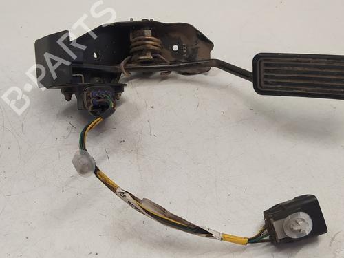 Used Pedal Pedal TOYOTA AVENSIS (_T25_) 2.2 D-4D (ADT251_, ADT251R) (150 hp) 35746494 35746494