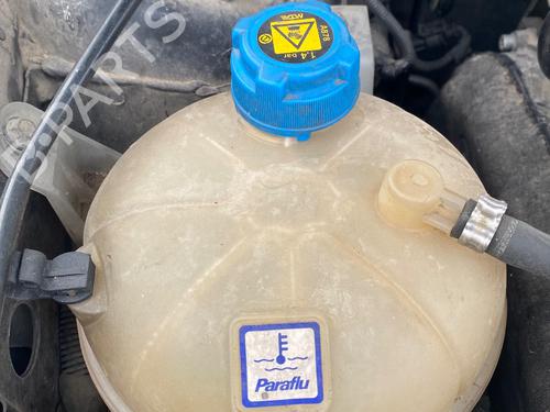 expansion-tank-alfa-romeo-giulietta-940_-2010-2011-2012-2013-2014-2015-2016-2017-2018-2019-2020-33161313 main image