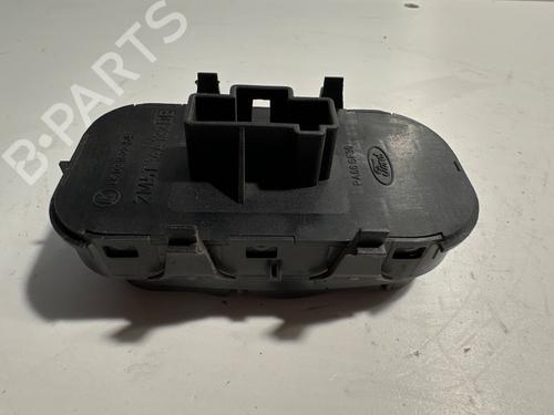 Left front window switch FORD FOCUS I Turnier (DNW) 1.8 TDCi | BP37496355I27 - Image 3