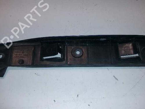 Bumperbalk voor VW GOLF IV (1J1) 1.6 (102 hp) 23572110