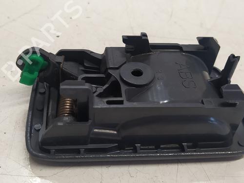 Used Front right interior door handle TOYOTA LAND CRUISER 90 (_J9_) 3.0 TD (KZJ90_, KZJ95_, KZJ90R, KZJ95R, KZJ90W, KZJ95W) (125 hp) 28525576