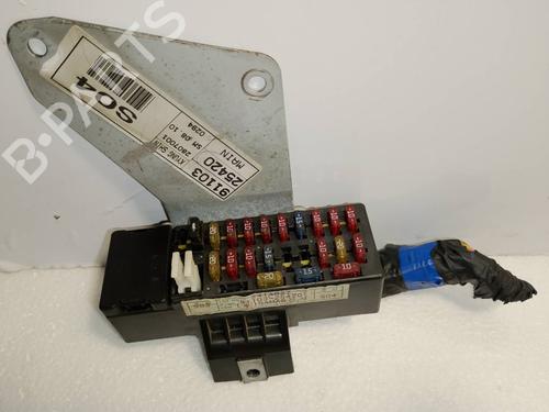 Used Fuse box Fuse box HYUNDAI ACCENT II (LC) 1.5 CRDi (82 hp) 40063716 40063716