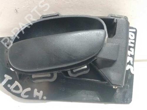 Used Front right interior door handle PEUGEOT 206 Hatchback (2A/C) [1998-2012]  32738829