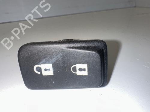 switch-volvo-v50-545-2003-2004-2005-2006-2007-2008-2009-2010-2011-2012-34407704 main image
