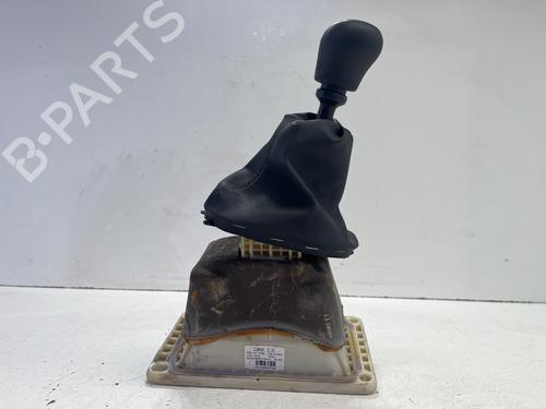 Used Gear lever Gear lever RENAULT CLIO II (BB_, CB_) [1998-2016] 38939047 38939047