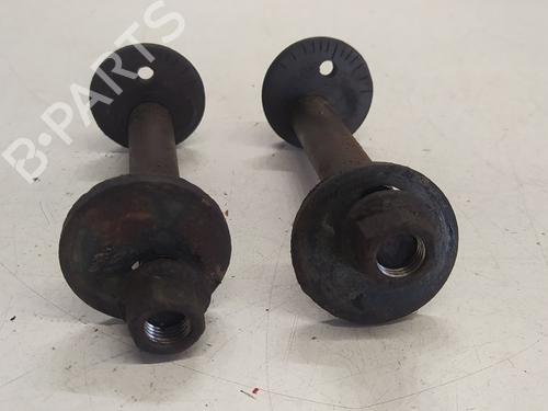 Right front suspension arm MITSUBISHI PAJERO III (V7_W, V6_W) 3.2 Di-D (V68W, V78W) | BP21522117M13 