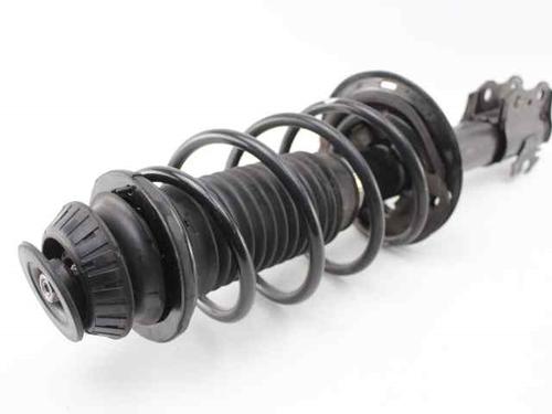 Used Right front shock absorber TOYOTA YARIS (_P13_) 1.0 (KSP130_, KSP130) (69 hp) 25208110