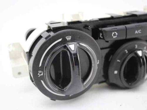 Climate control PEUGEOT 208 I (CA_, CC_) 1.2 VTI 82 | BP21830377I5 