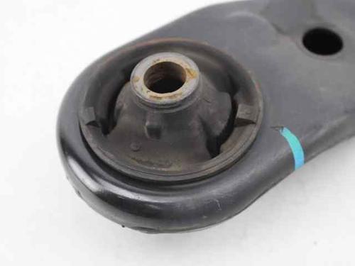 Right front suspension arm TOYOTA AURIS (_E18_) 1.8 Hybrid (ZWE186_, ZWE186R) | BP19225715M13 