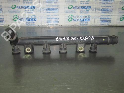 Used Injection rail FIAT PUNTO (188_) 1.2 60 (188.030, .050, .130, .150, .230, .250) (60 hp) 19185097