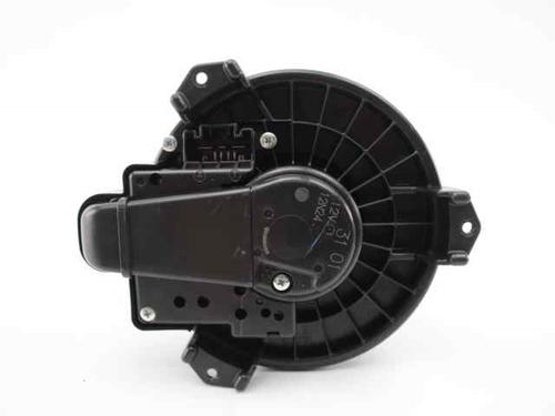 Heater blower motor TOYOTA YARIS (_P13_) 1.4 D (NLP130_, NLP130) | BP19237397M62 