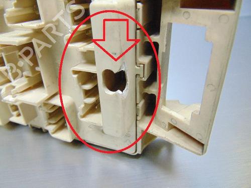 Fuse box TOYOTA YARIS VERSO (_P2_) 1.3 (NCP20_, NCP22_, NCP20R, NCP22R) | BP19189529E1 