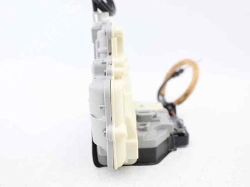 Rear right lock VW PASSAT B6 (3C2) 1.6 TDI | BP31576543C99 