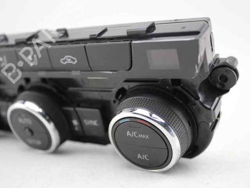Climate control SEAT LEON ST (5F8) 1.6 TDI | BP19242259I5 
