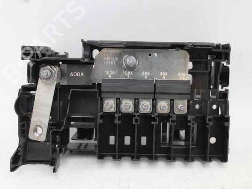 Used Fuse box Fuse box 38972507 38972507