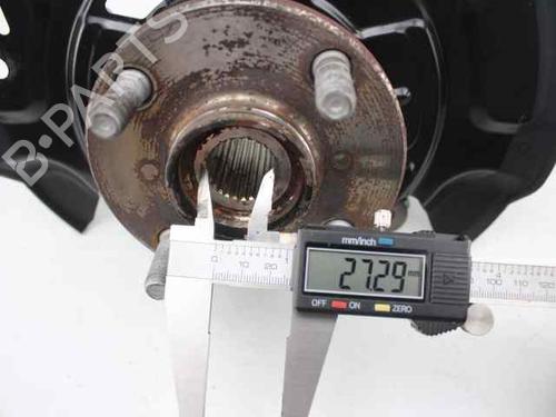 Right front steering knuckle TOYOTA YARIS (_P13_) 1.3 (NSP130_, NSP130) | BP19245313M26 