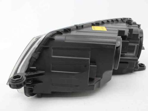 Right headlight SKODA OCTAVIA III Combi (5E5, 5E6) 1.6 TDI | BP29761044C29 