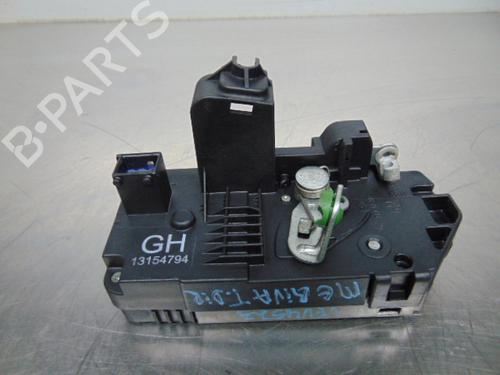 Rear right lock OPEL MERIVA A MPV (X03) 1.3 CDTI (E75) | BP19194749C99 