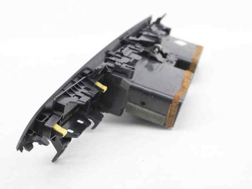 Air vent TOYOTA AURIS (_E18_) 1.8 Hybrid (ZWE186_, ZWE186R) | BP19225635I21 