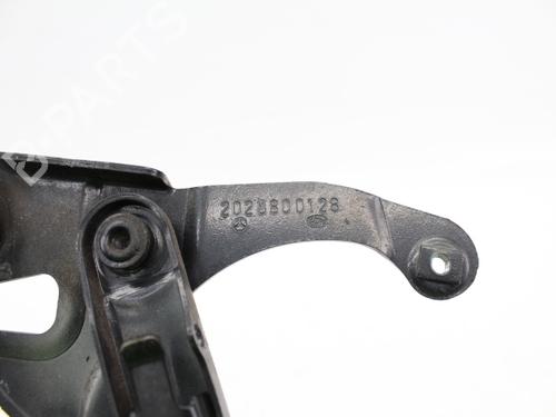 Hinge/Door check strap MERCEDES-BENZ C-CLASS (W202) C 250 D (202.125) | BP19211054C146 