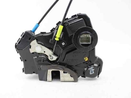 Front right lock TOYOTA AURIS (_E15_) 1.4 D-4D (NDE150_, NDE150R) | BP24603408C97 