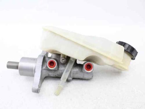 Brake master cylinder VOLVO C30 (533) D2 | BP37651182M77 - Image 2