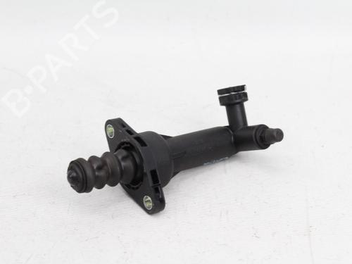Used Clutch slave cylinder VW GOLF VII (5G1, BQ1, BE1, BE2) 1.0 TSI (115 hp) 21198496