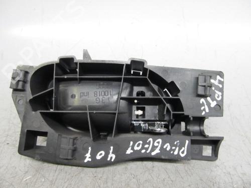 Venstre bak invendig håndtak PEUGEOT 407 (6D_) 1.6 HDi 110 (6D9HZC, 6D9HYC) | BP19188898I15 