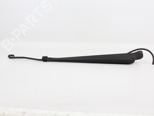 Used Front windshield wiper arm NISSAN CABSTAR E (TL_, VL_) 125.35, 125.45 (TL0, VL0) (125 hp) 19208180