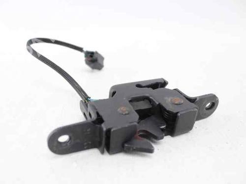 Fechadura do capot Fechadura do capot RENAULT MEGANE III Grandtour (KZ0/1) 1.5 dCi (KZ09, KZ0D, KZ1G, KZ29, KZ14, KZ1W, KZ10, KZ1F,... (110 hp) 34711136 34711136