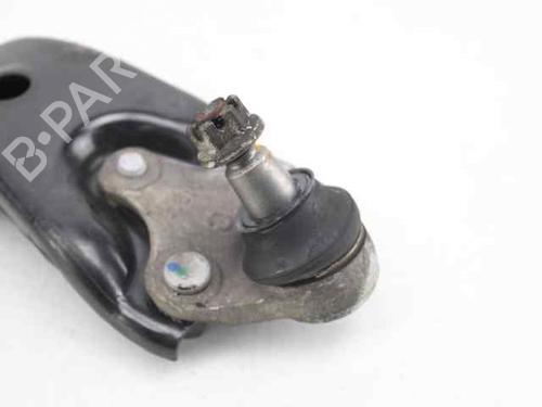 Right front suspension arm TOYOTA AURIS (_E18_) 1.8 Hybrid (ZWE186_, ZWE186R) | BP19225715M13 