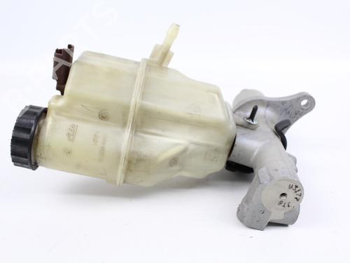 Brake master cylinder PEUGEOT 407 SW (6E_, 6D_) 1.6 HDi 110 | BP19213734M77 
