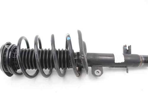 Left front shock absorber CITROËN C3 III (SX) 1.2 VTi 82 | BP30189403M16