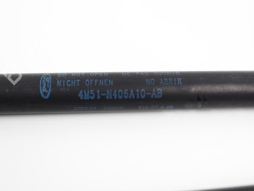 Tailgate lift support FORD FOCUS II Turnier (DA_, FFS, DS)  | BP19210557C138 