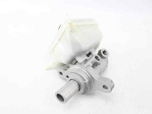 Used Brake master cylinder BMW 1 (F20) 116 d (116 hp) 25986334