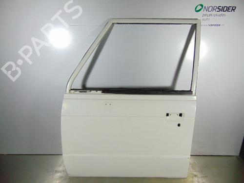 Used Left front door MITSUBISHI PAJERO I (L04_G, L14_G) 2.5 TD (L044G, L049G) (95 hp) 19199494