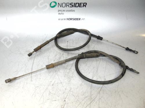 Used Handbrake cable MERCEDES-BENZ VITO Bus (W638) 108 D 2.3 (638.164) (79 hp) 19186951