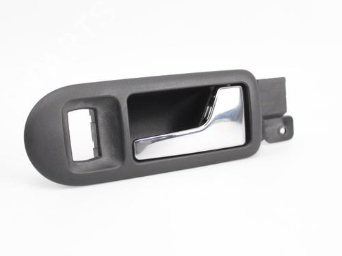 Used Front right interior door handle VW GOLF IV (1J1) [1997-2008]  19183687