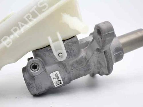 Brake master cylinder FORD FOCUS III Turnier  | BP20163162M77 