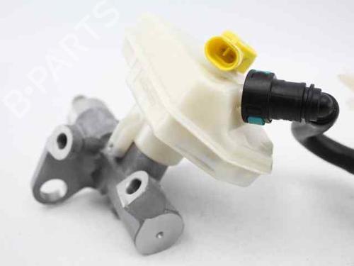 Brake master cylinder OPEL ZAFIRA TOURER C (P12) 1.6 CDTI (75) | BP19239760M77 