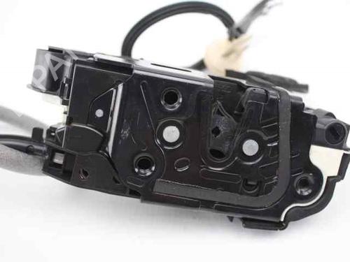 Front right lock VW GOLF VI (5K1) 1.6 TDI | BP21200031C97 