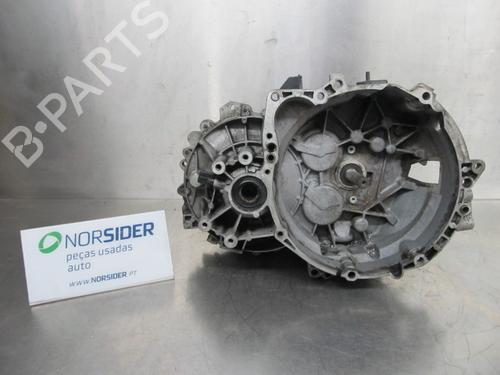 Used Gearbox MITSUBISHI CARISMA Saloon (DA_) [1996-2006]  19195430