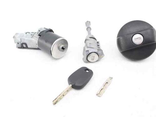 Clé de contact CITROËN C3 III (SX) 1.2 VTi 82 (82 hp) 32100801