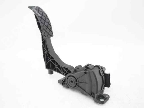 Used Pedal VW POLO V (6R1, 6C1) 1.2 TDI (75 hp) 19244755