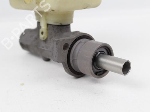 Brake master cylinder SEAT TOLEDO II (1M2) 2.3 V5 | BP19211604M77 