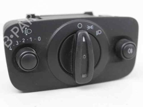 Used Headlight switch FORD FIESTA VI (CB1, CCN) 1.4 TDCi (70 hp) 19216611