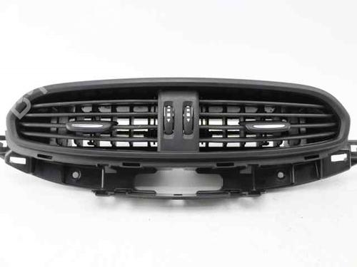 Used Air vent FIAT TIPO Estate (356_, 357_) 1.3 D (356WXH1A) (95 hp) 25800263