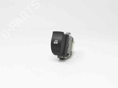 Used Right rear window switch RENAULT MEGANE II Estate (KM0/1_) 1.5 dCi (KM16, KM1E) (106 hp) 19204310