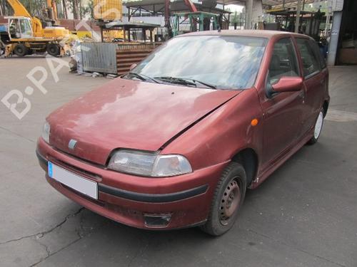 Washer pump FIAT PUNTO (176_) 55 1.1 | BP19197735E24 